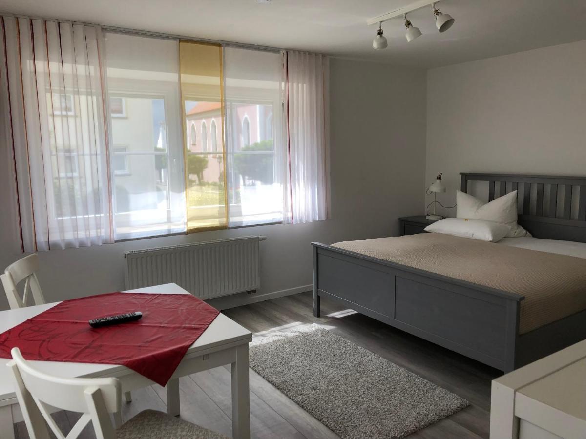 Apartmentvermietung Ingrid Bolkart - Voehlino 2 Illertissen Eksteriør billede